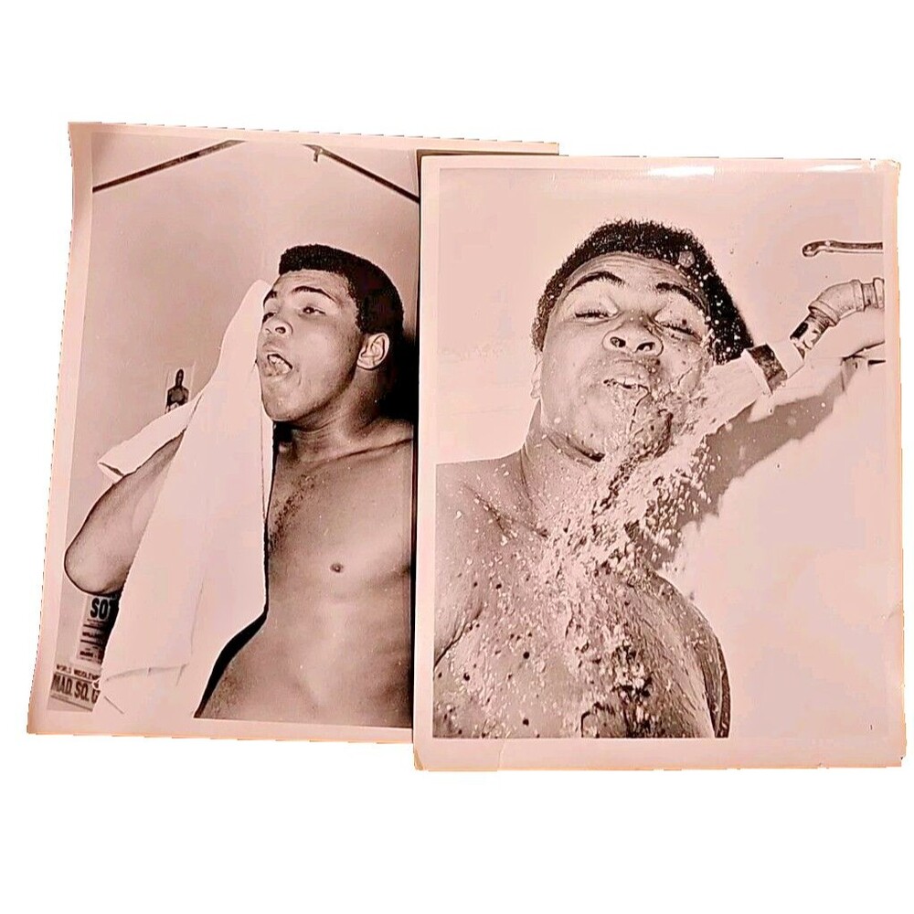 Mohammed Ali Photographs Rare Shower Pictures 1960's Collector Museum